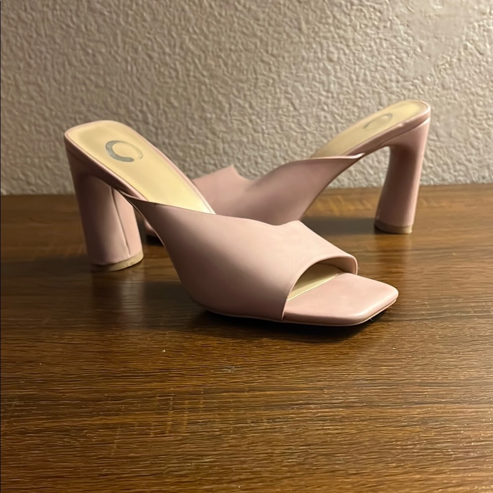 Chic Pink Heeled Sandals